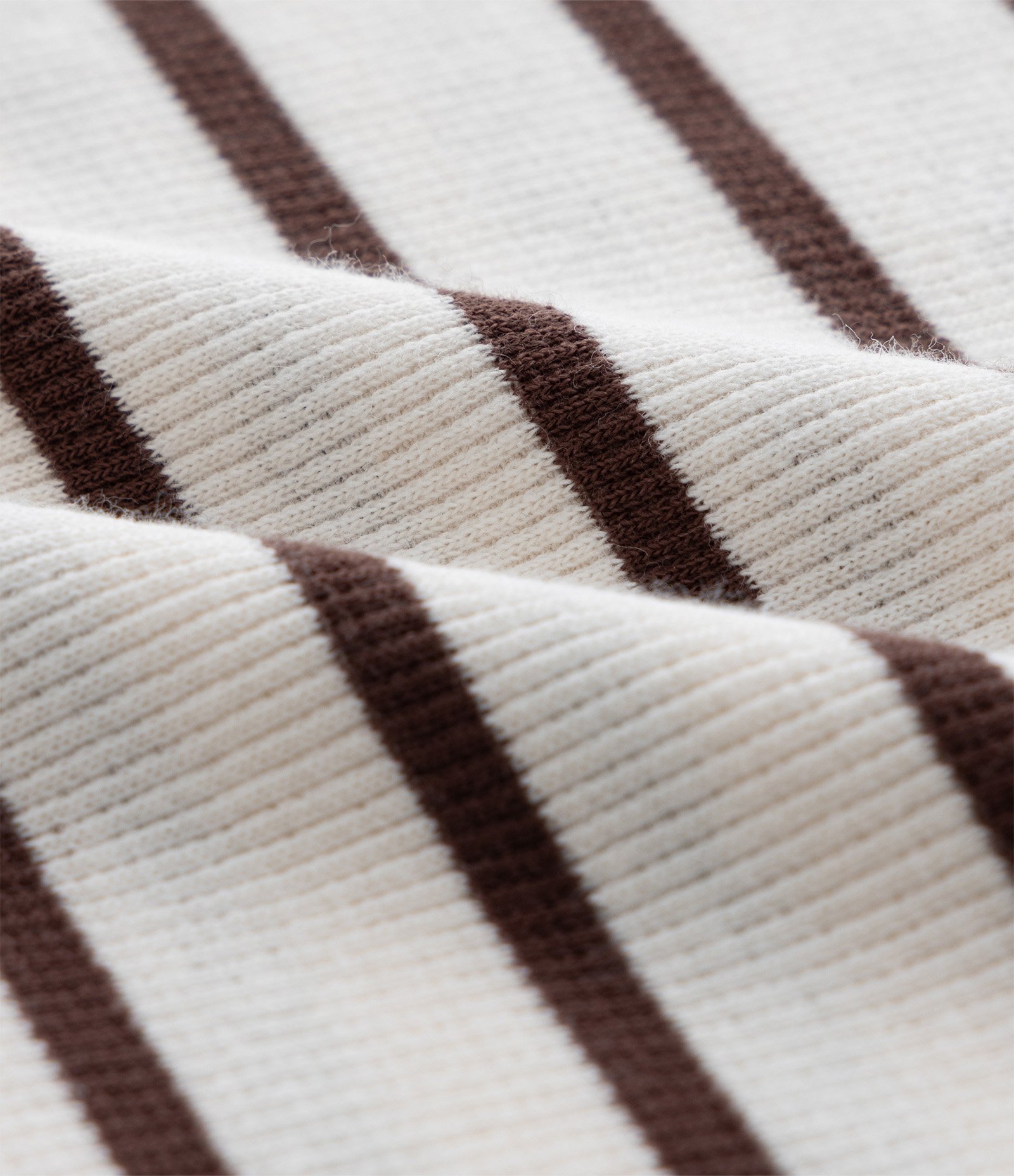 Blusa em Ribana com Gola Alta e Listras Curve & Plus Size Branco/Marrom 6