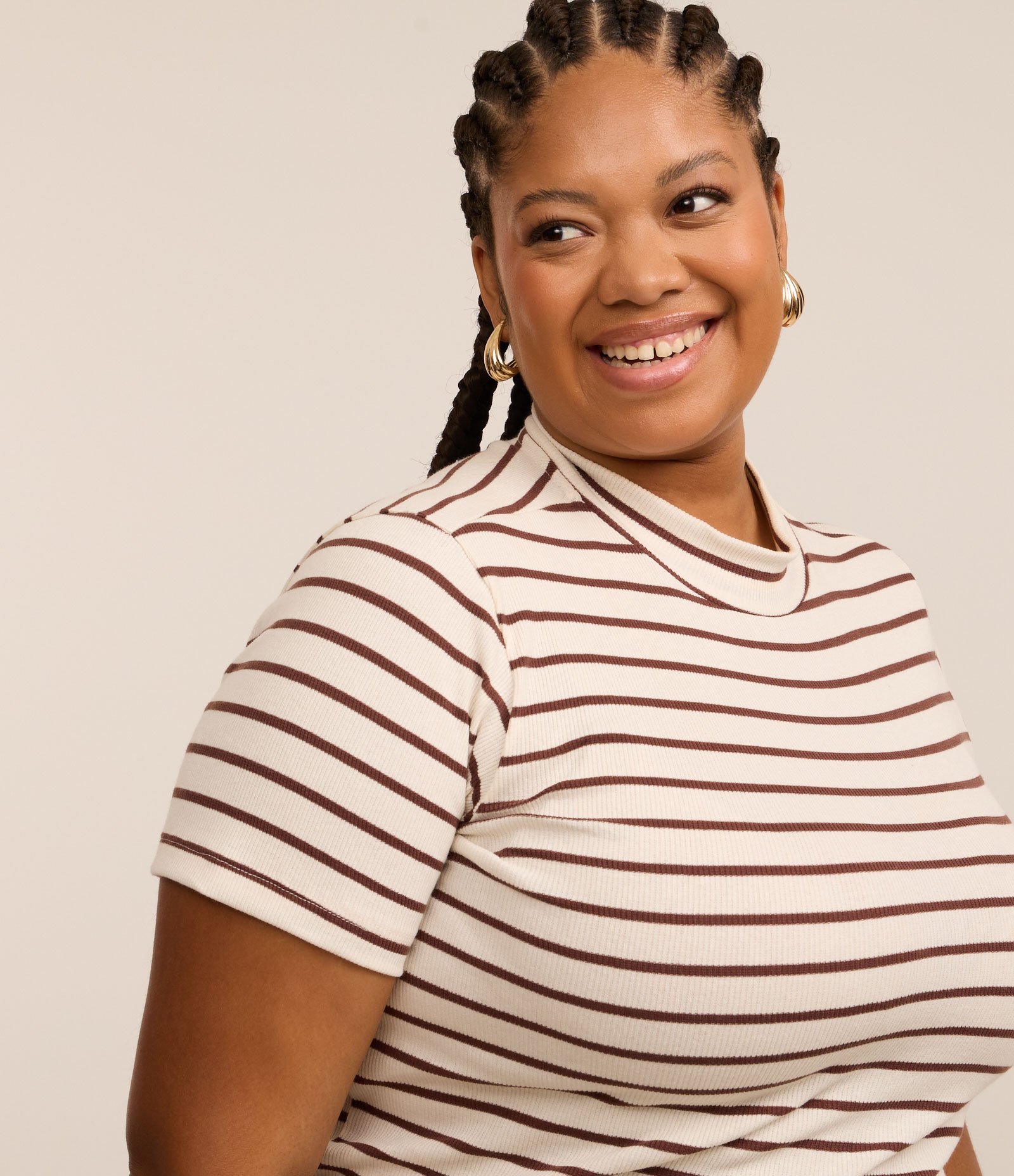 Blusa em Ribana com Gola Alta e Listras Curve & Plus Size Branco/Marrom 3