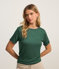 Blusa Básica em Viscose com Manga Dobrada
