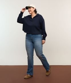 Calça Reta em Jeans com Elastano Detalhes Curve & Plus Size