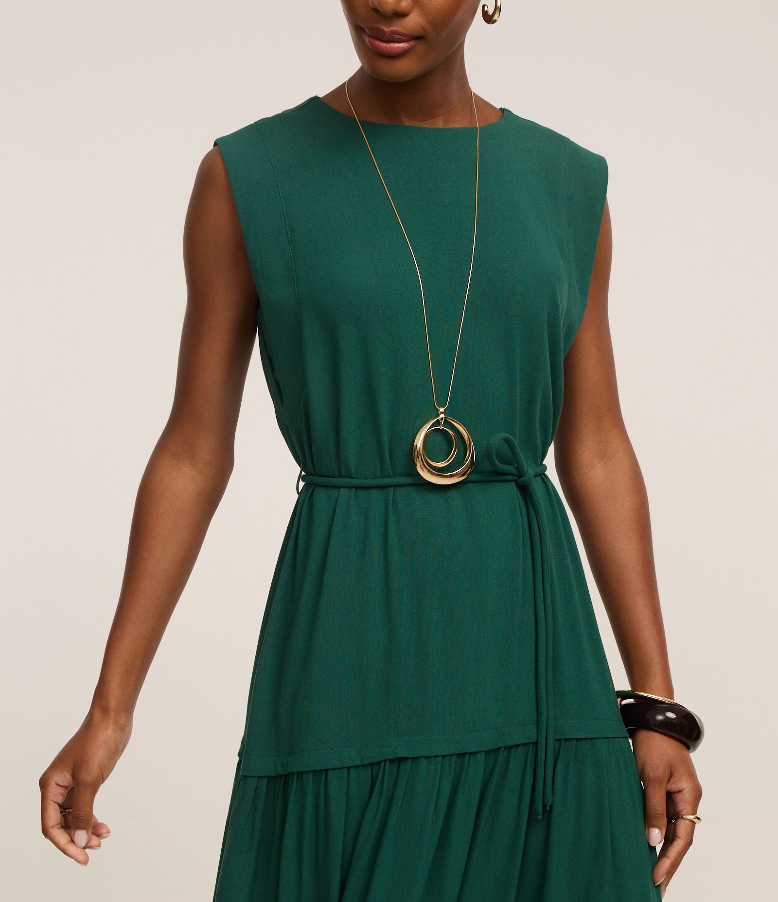 Vestido Evasê Midi em Viscolinho com Cinto Corda Verde Escuro 5