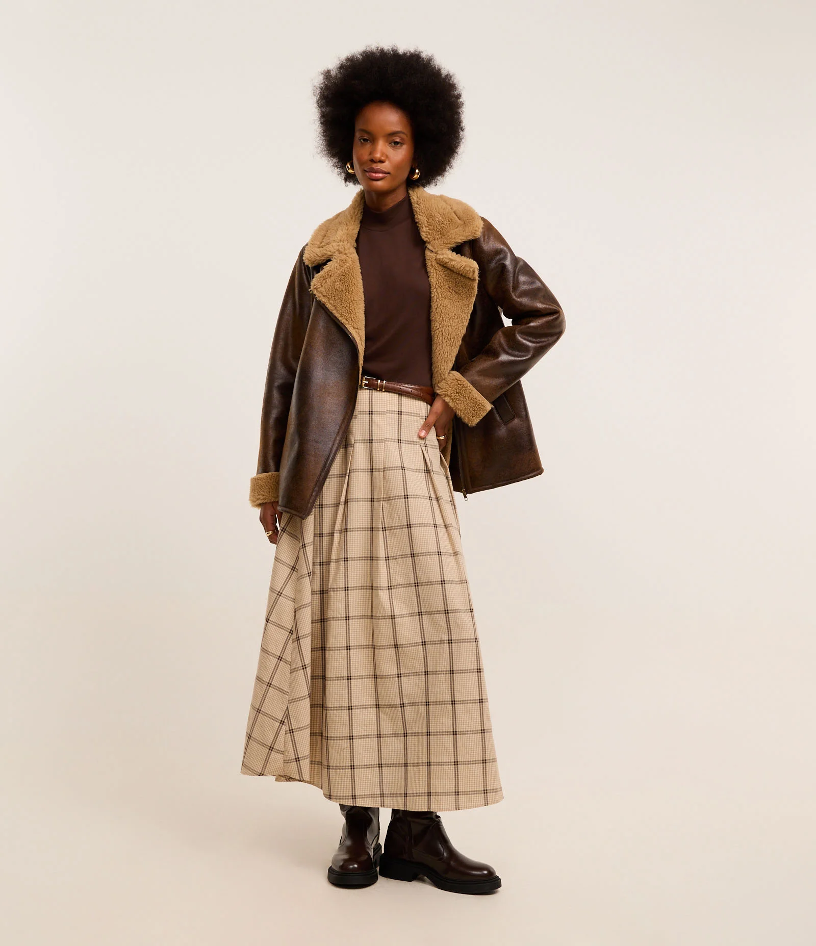 Saia Evasê Longa em Cambraia Xadrez com Pregas Bege 1