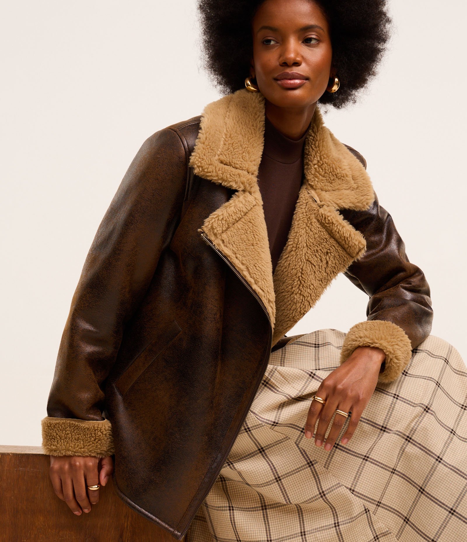 Saia Evasê Longa em Cambraia Xadrez com Pregas Bege 5