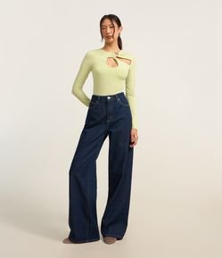 Calça Wide Leg em Jeans com Cintura Alta