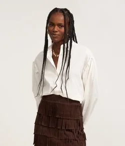 Camisa em Tricoline com Pregas nas Mangas