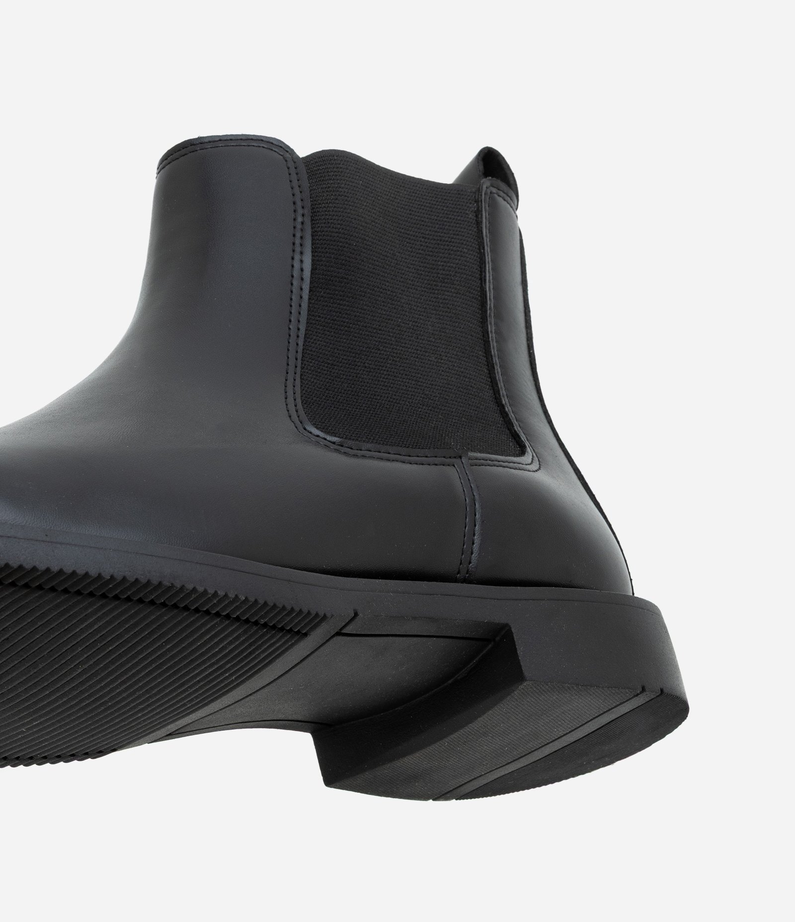 Bota em Couro com Cano Médio Preto 4