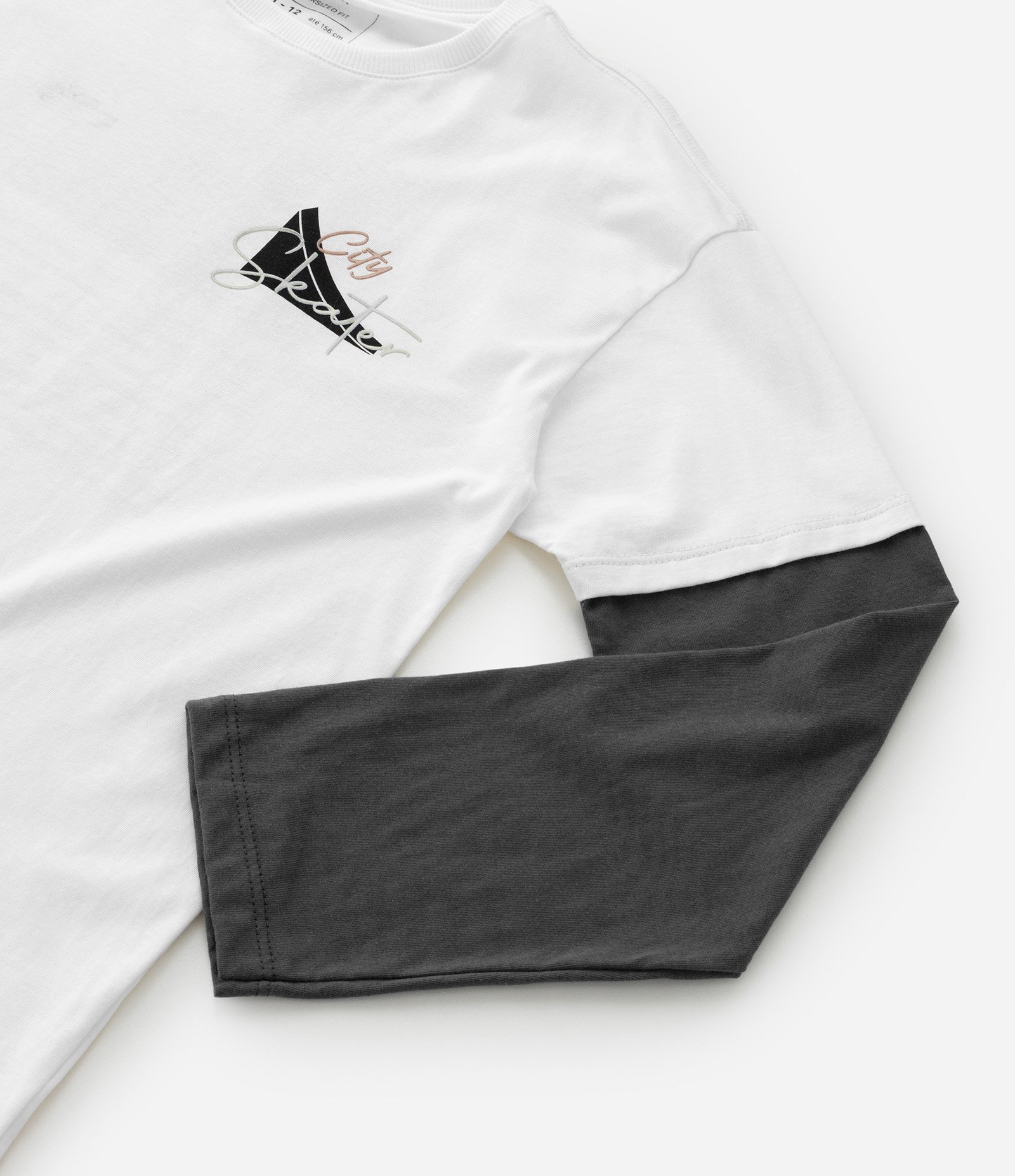 Camiseta Infantil com Estampa Frente e Costa Skater - Tam 5 a 14 Anos Branco/Cinza 6