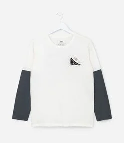 Camiseta Infantil com Estampa Frente e Costa Skater - Tam 5 a 14 Anos