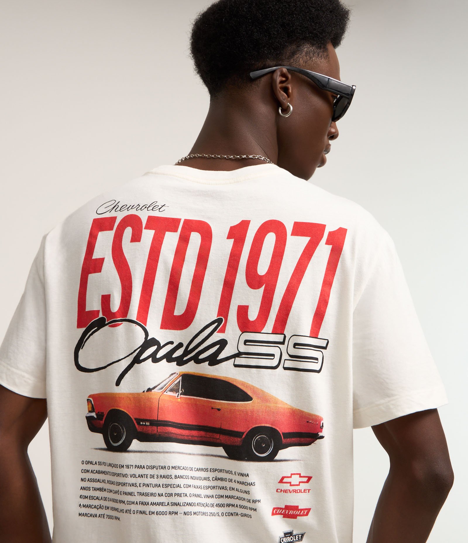 Camiseta Comfort em Algodão com Estampa Chevrolet Opala Branco 3