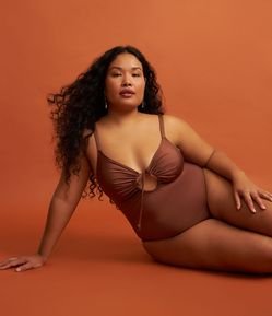 Maiô em Microfibra com Recorte Ashua Curve e Plus Size