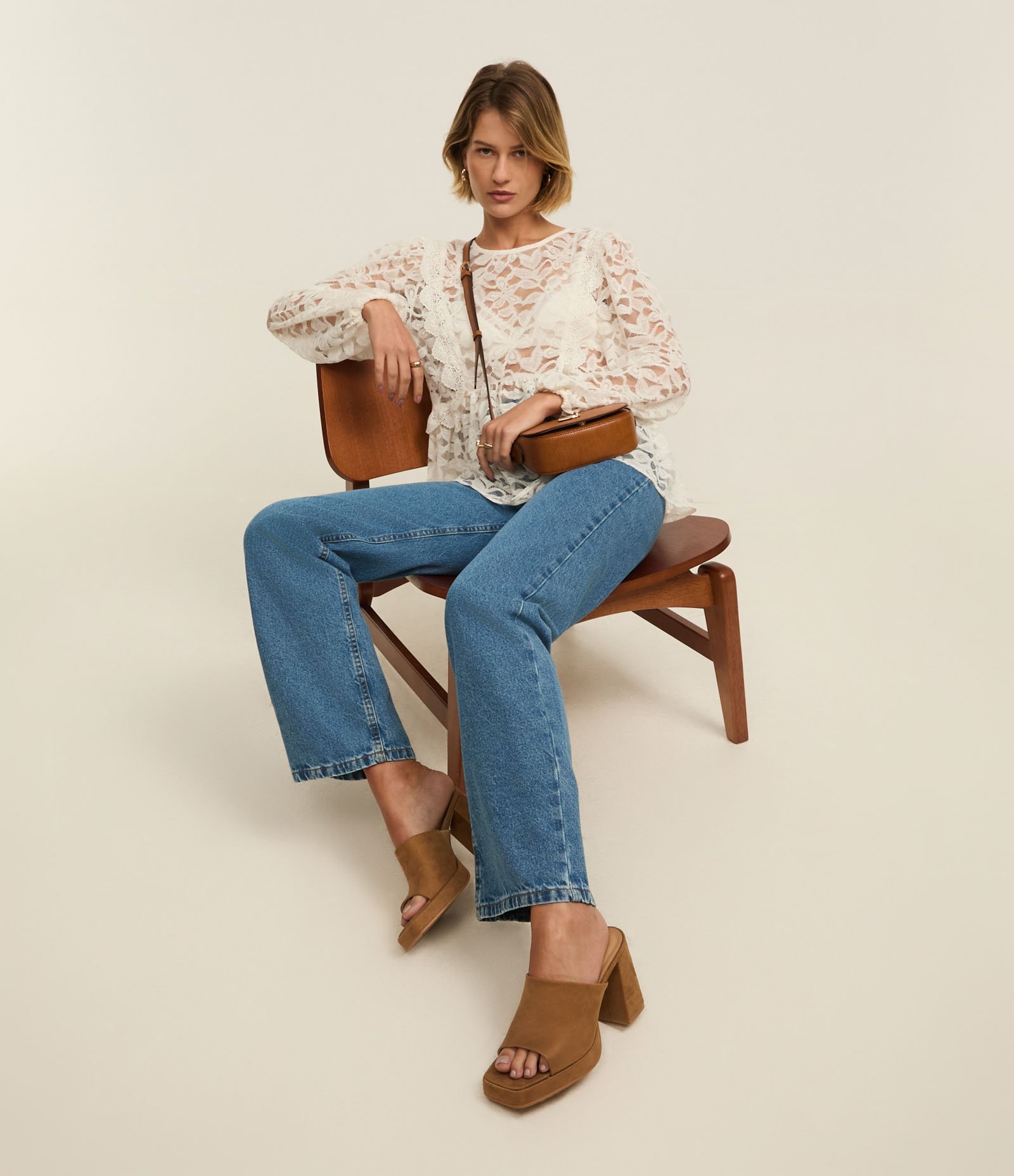 Calça Reta Confort em Jeans com Bolso Frontal Azul 5