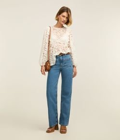 Calça Reta Confort em Jeans com Bolso Frontal