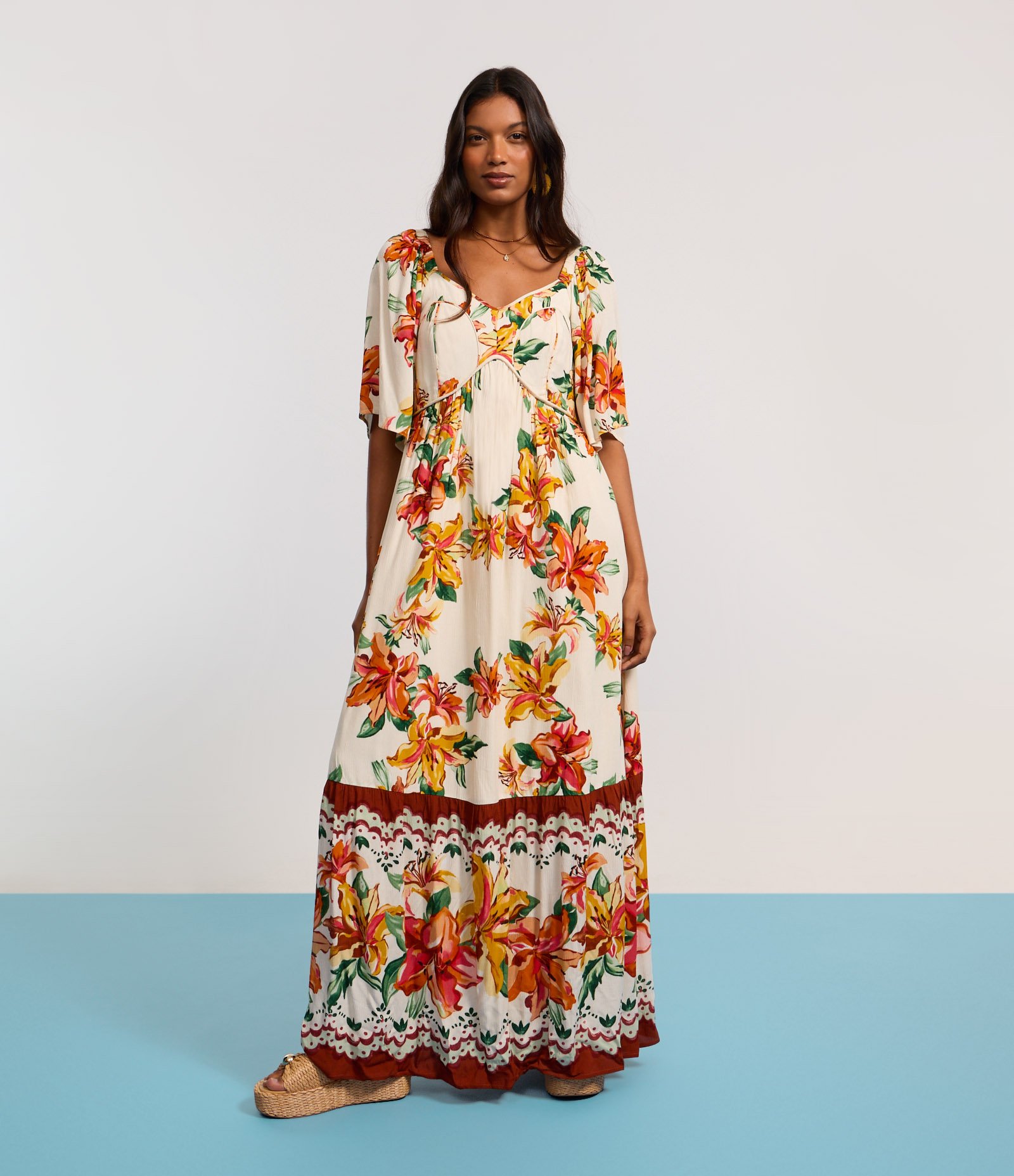 Vestido New Midi em Crepe com Lastex e Estampa Floral Bege 5