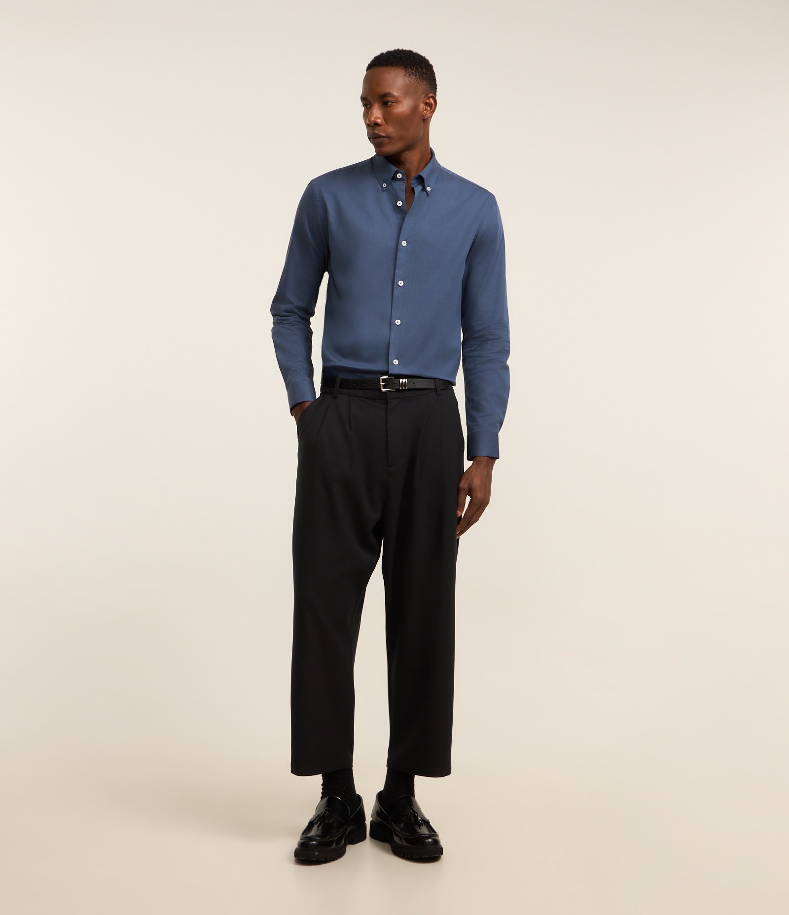 Camisa Regular Básica em Oxford 2