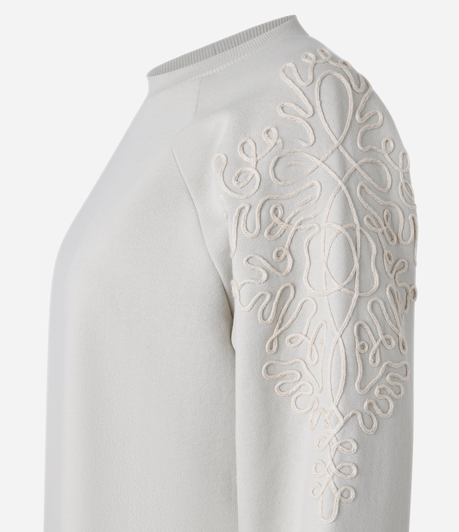 Blusa em Moletom com Bordados no Ombro e Mangas Bege Gelo 5