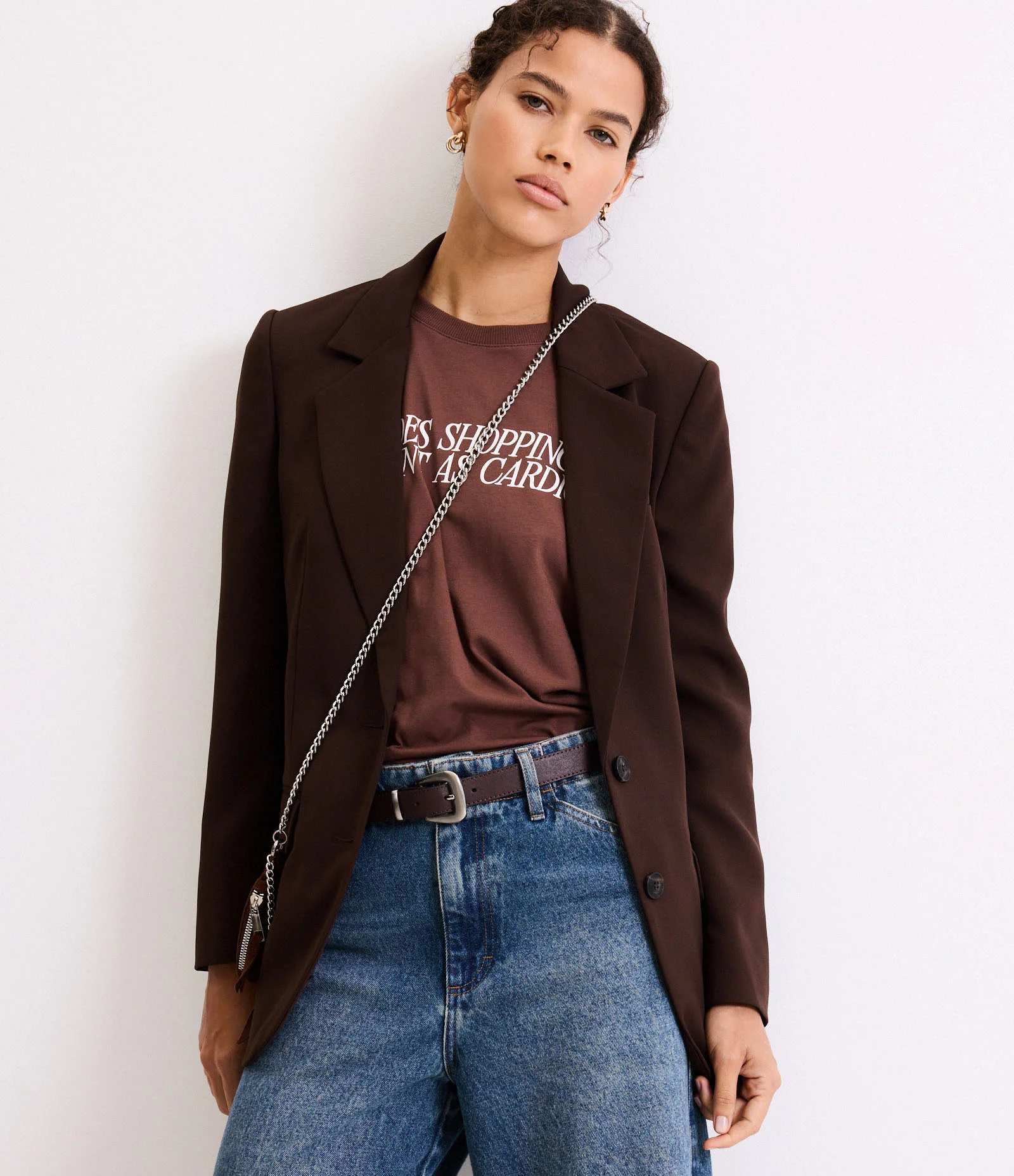 Camiseta em Algodão com Lettering Shopping As Cardio Marrom 1