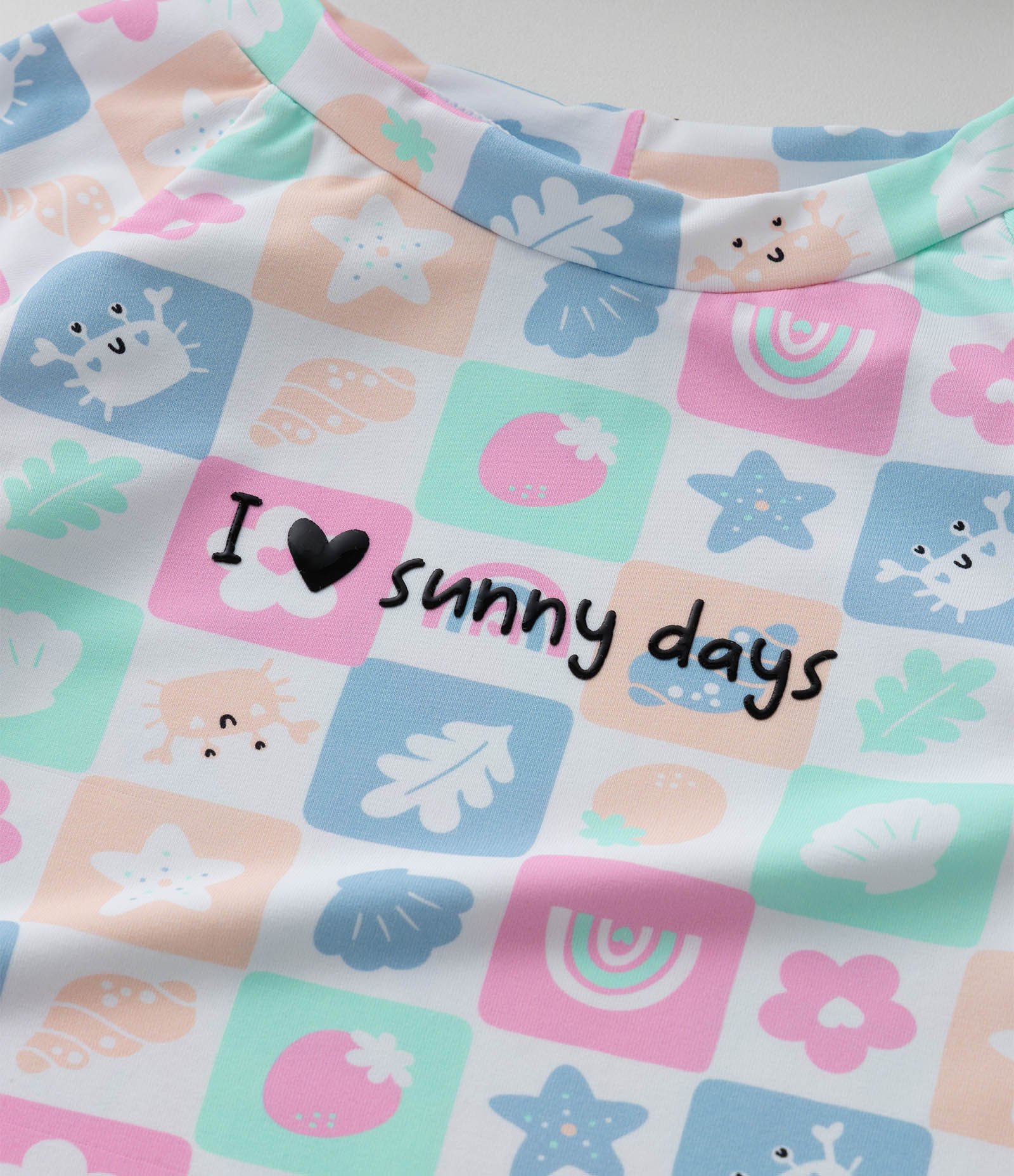 Conjunto Infantil com Proteção UV Estampa Tropical e Flores 3D - Tam 1 a 4 Anos Multicores 8