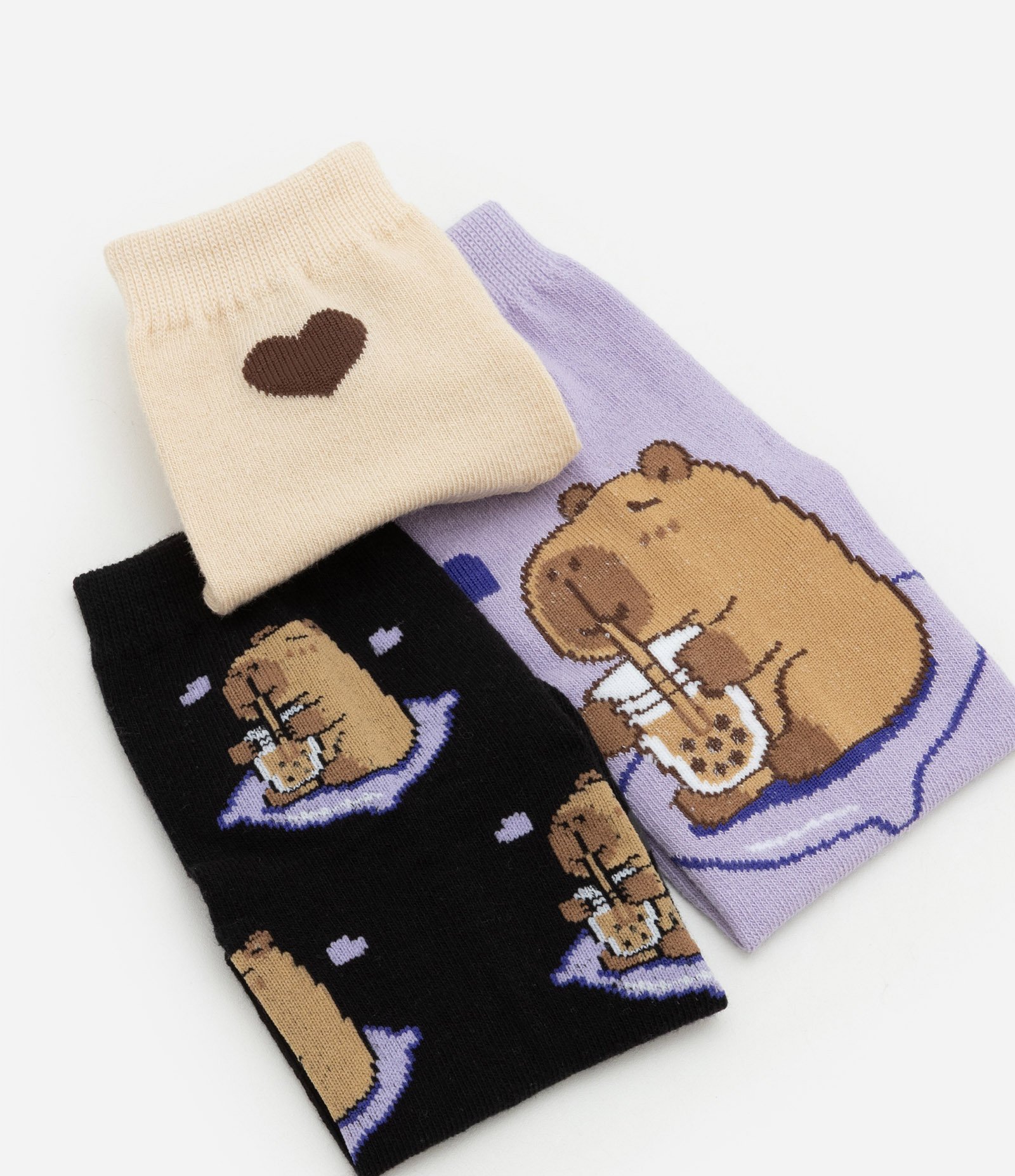 Kit 03 Meias Cano Médio em Algodão com Estampa de Capivaras e Milkshake Preto/Lilás/Bege 1