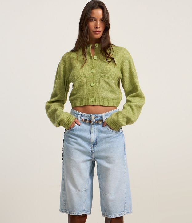 Bermuda Jorts em Jeans com Recorte Frontal