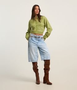 Bermuda Jorts em Jeans com Recorte Frontal