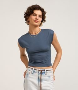 Blusa sem Manga em Moletinho com Ombro Caído