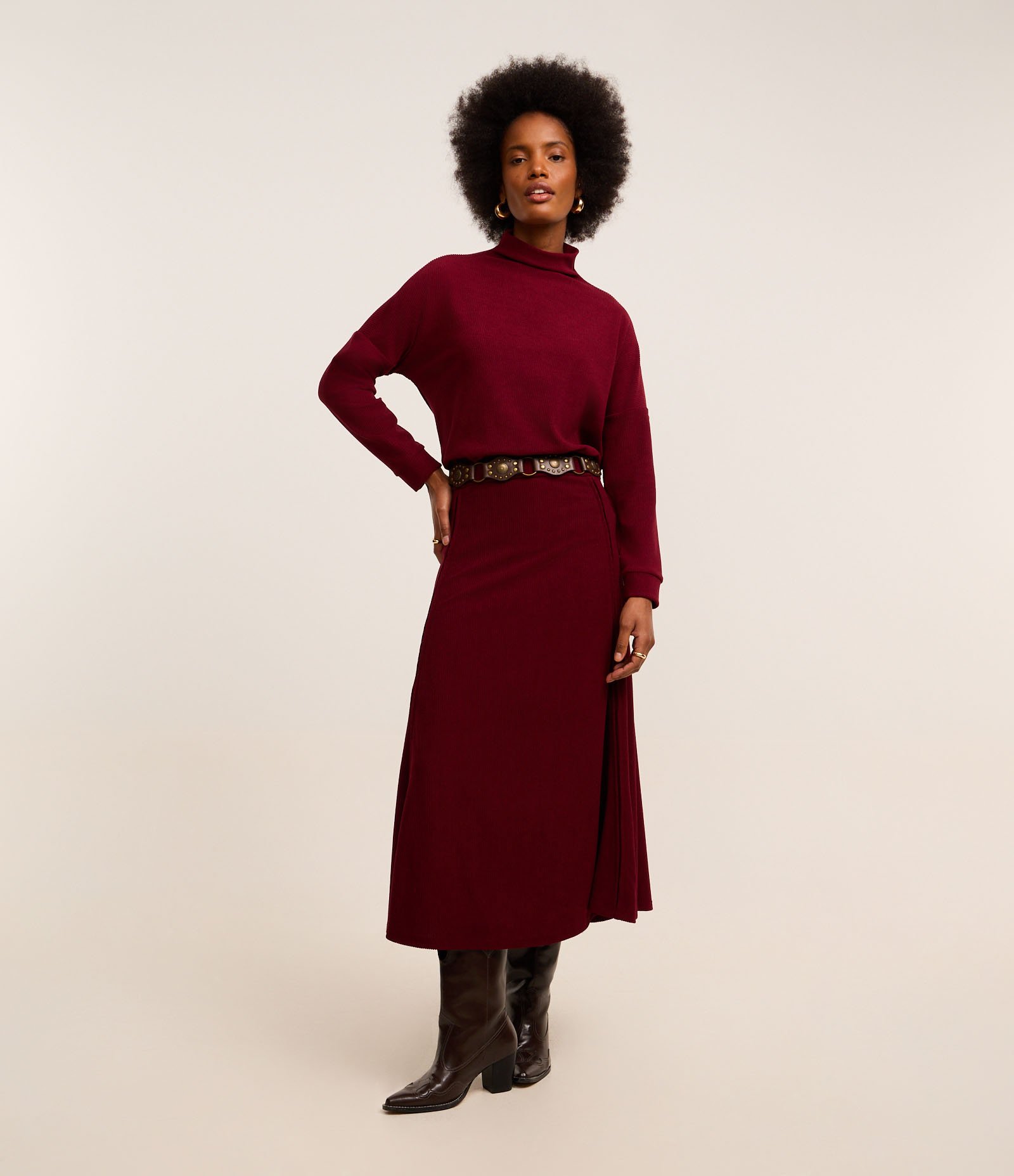 Suéter Canelado em Malha Cotelê com Gola Alta Vermelho 2