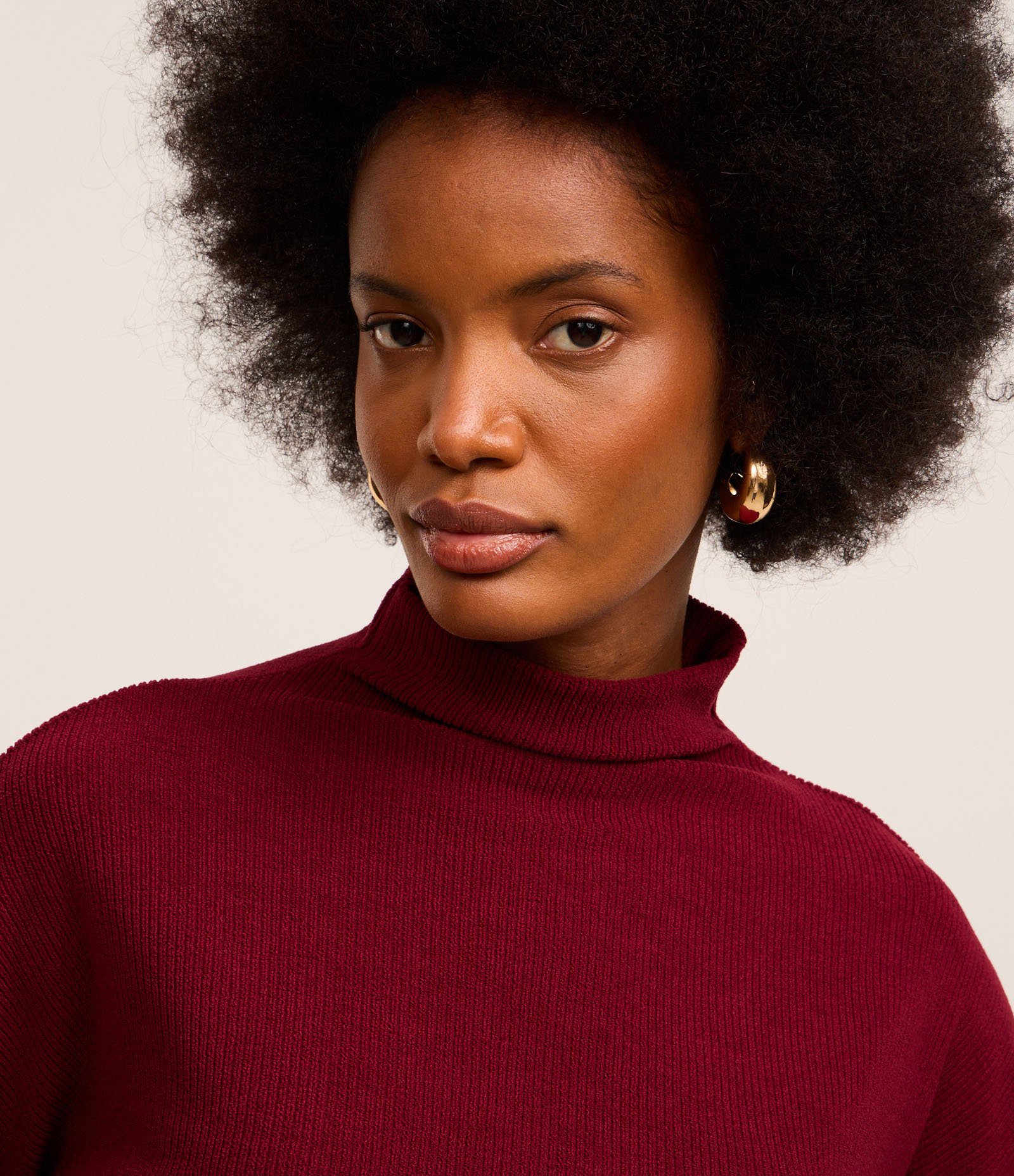 Suéter Canelado em Malha Cotelê com Gola Alta Vermelho 3