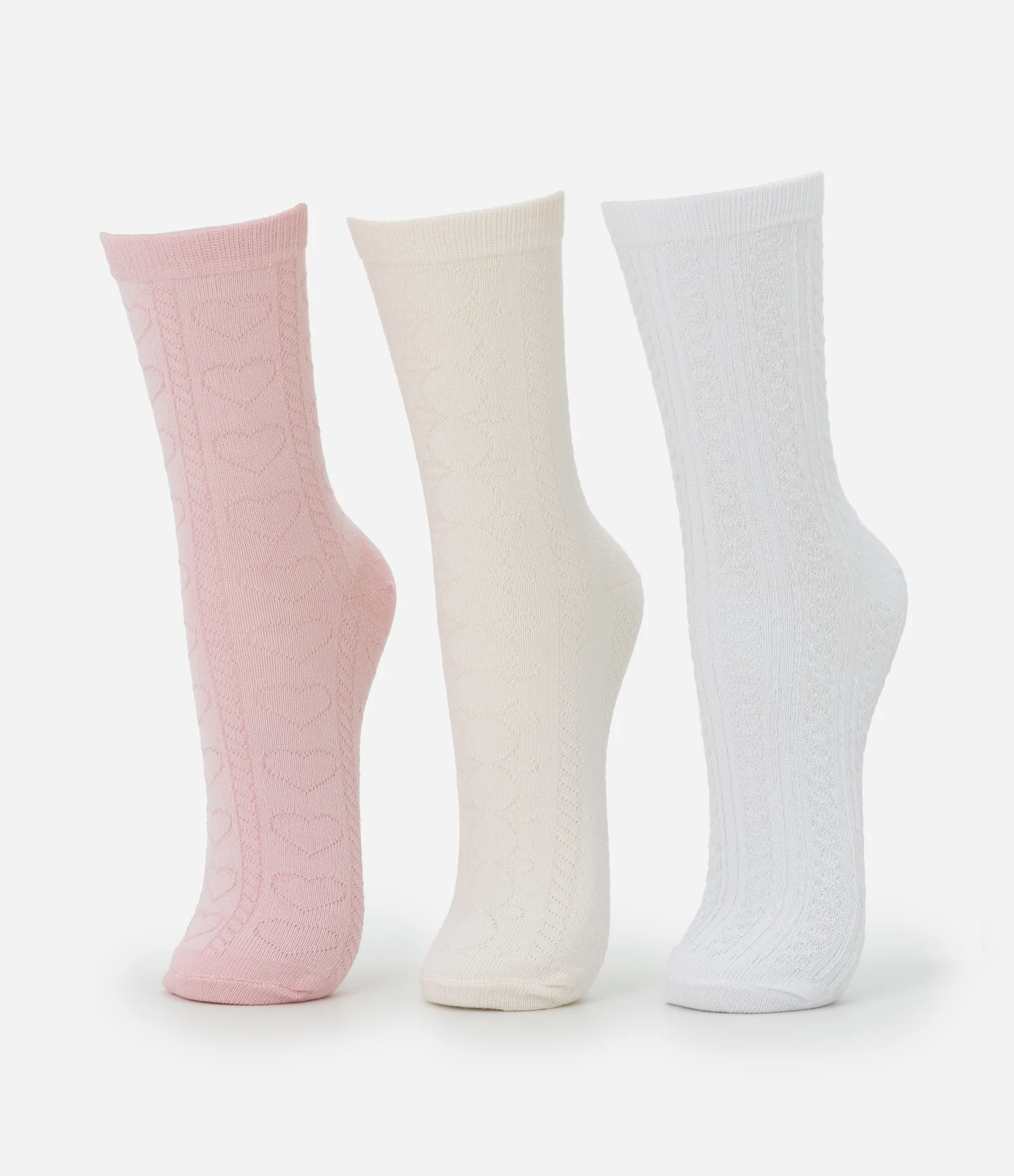 Kit 03 Meias Cano Médio em Algodão com Textura de Corações Rosa/Off White/Branco 1