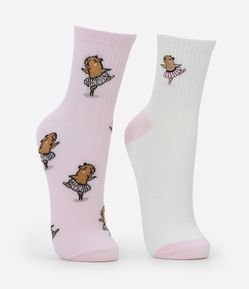 Kit 02 Meias Cano Médio em Algodão com Bordado e Jacquard de Capivara Bailarina