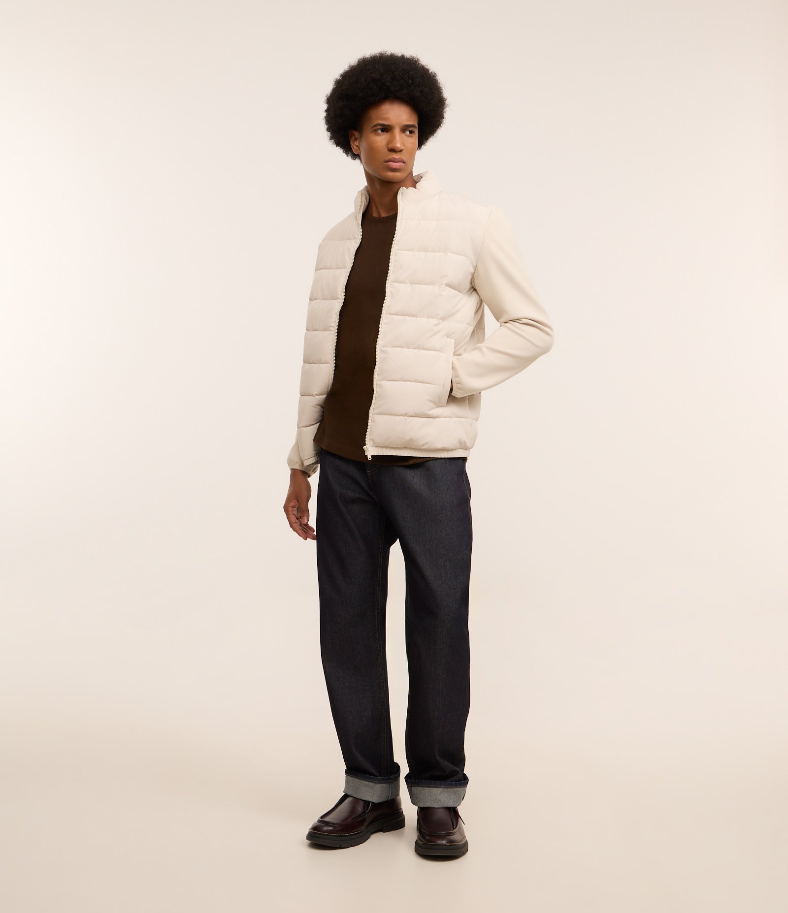 Jaqueta em Tricoline Ultraleve com Gola Alta Bege 2