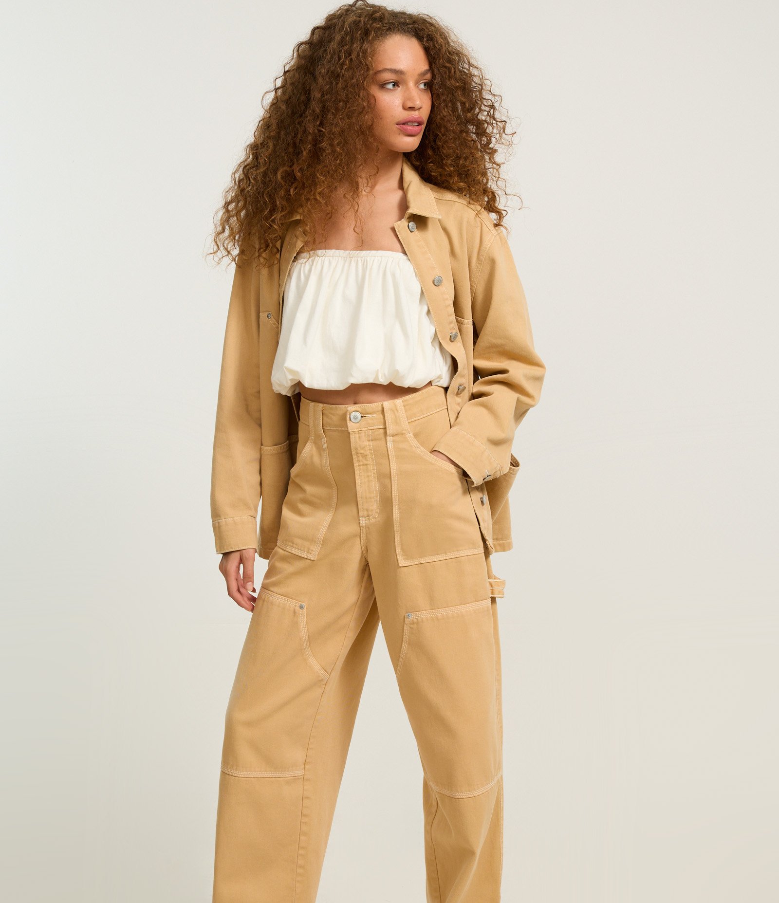 Calça Baggy em Sarja com Algodão Agroecológico Pesponto Contrastante Bege 2