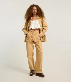 Calça Baggy em Sarja com Algodão Agroecológico Pesponto Contrastante