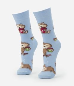 Meia Cano Alto em Algodão com Estampa de Bicho Preguiça e Café