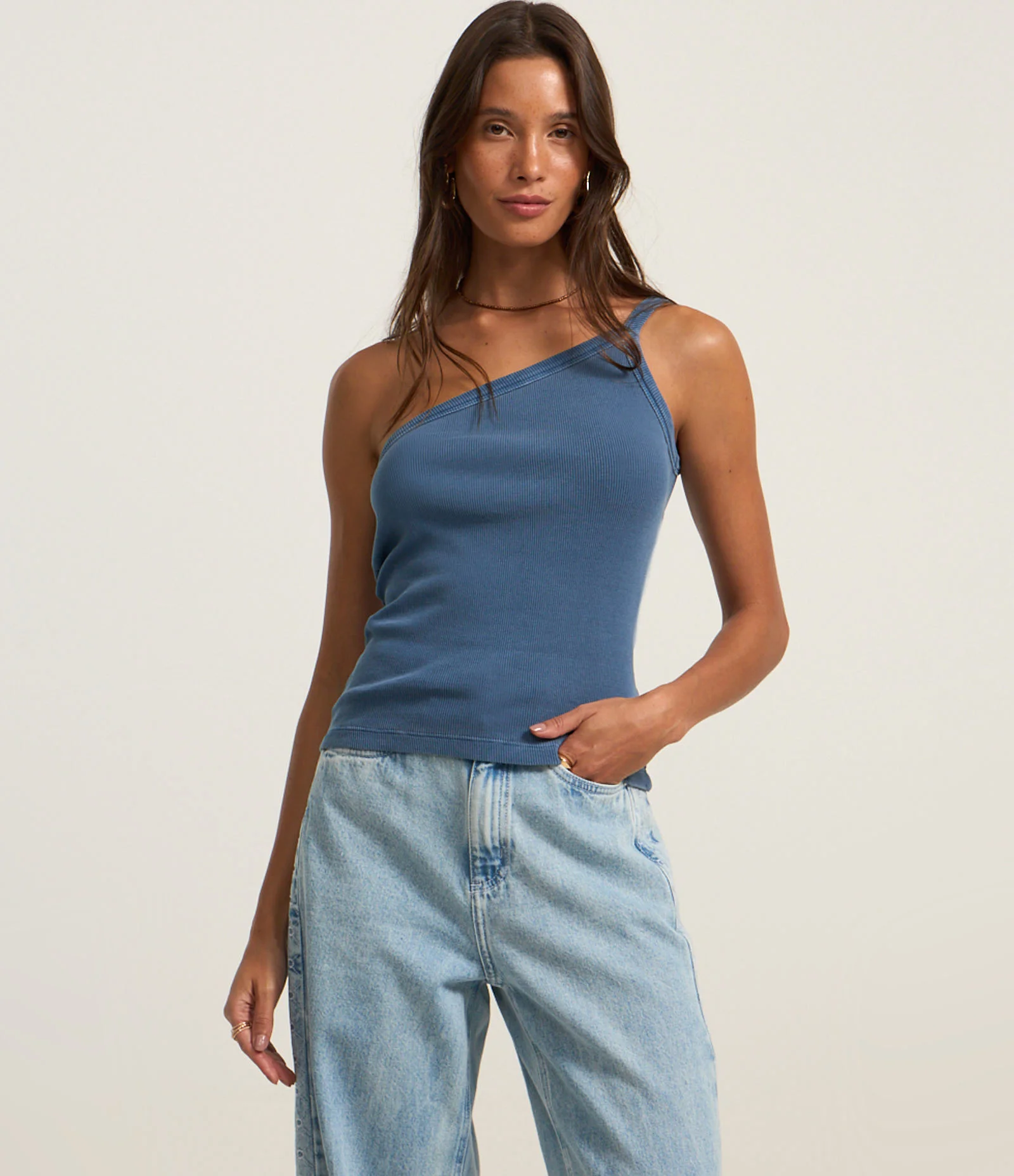 Calça Wide Leg em Jeans com Bordado Lateral Azul 2