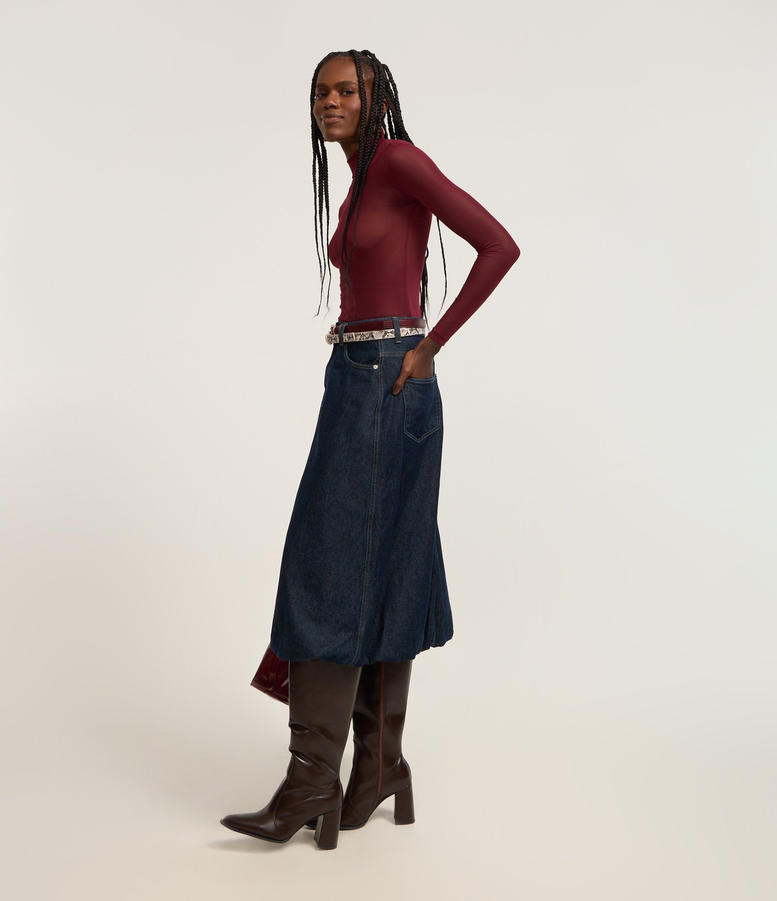 Saia Balonê Midi em Jeans com Bolsos Azul Escuro 1