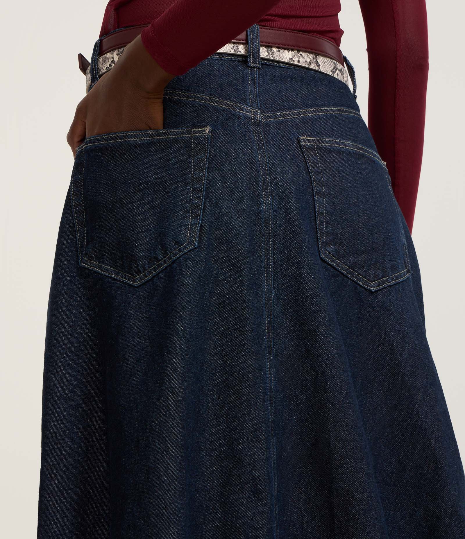 Saia Balonê Midi em Jeans com Bolsos Azul Escuro 5