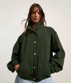 Jaqueta Bomber Over em Sarja com Botões