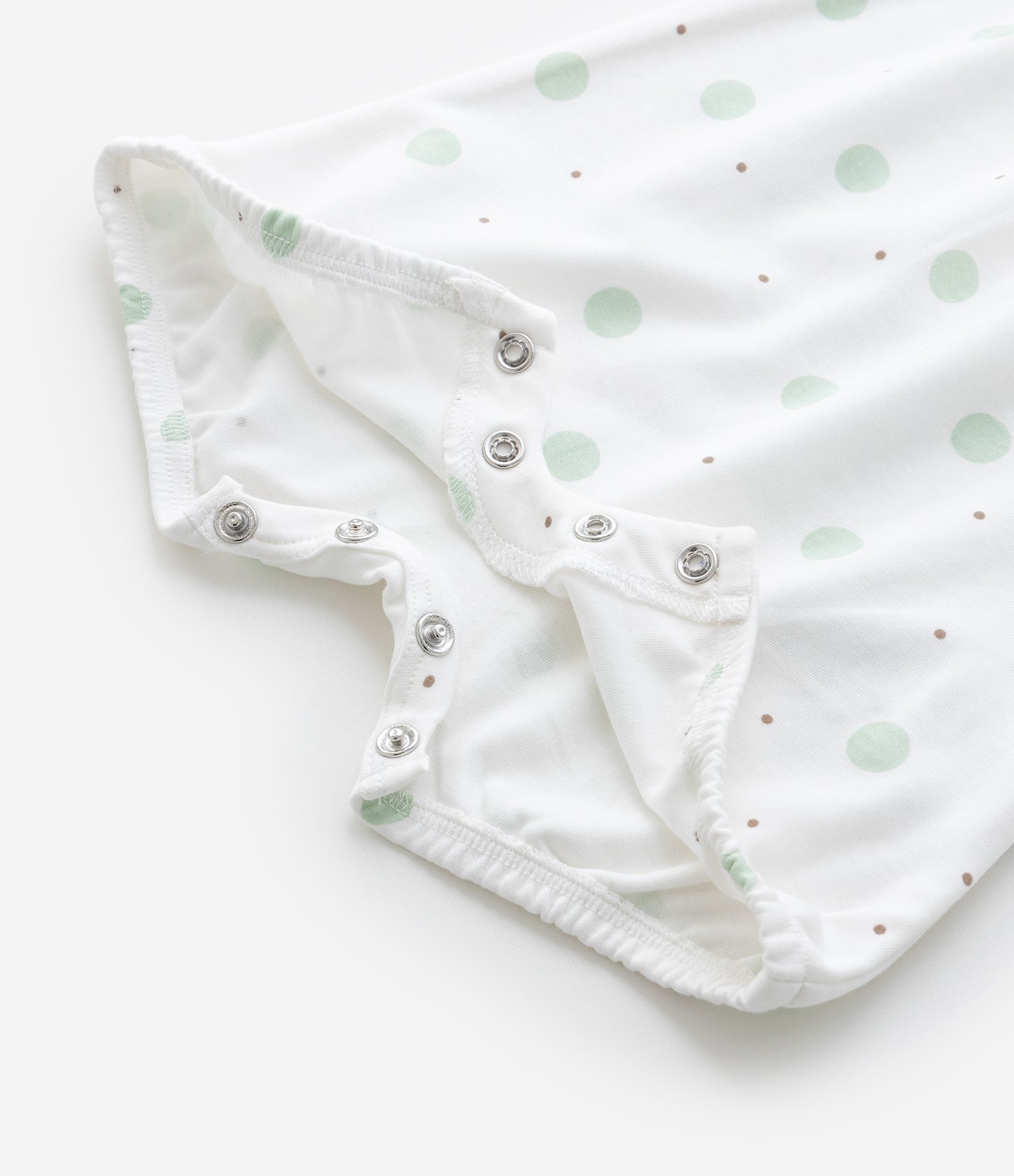 Macaquinho Infantil com Babadinho e Estampa Poá - Tam 0 a 18 meses Branco 7