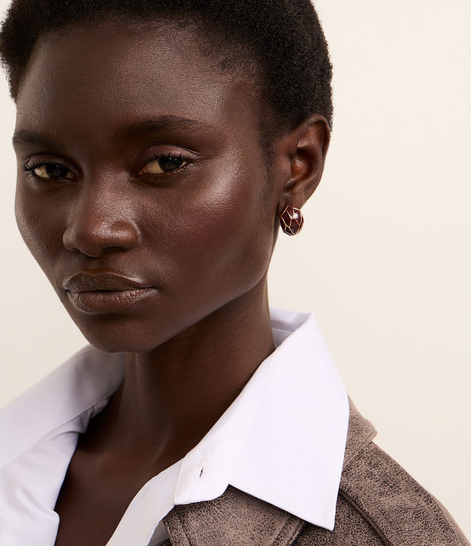 Kit 03 Brincos Argolas Bold e Textura de Cobra Dourado/Marrom 3