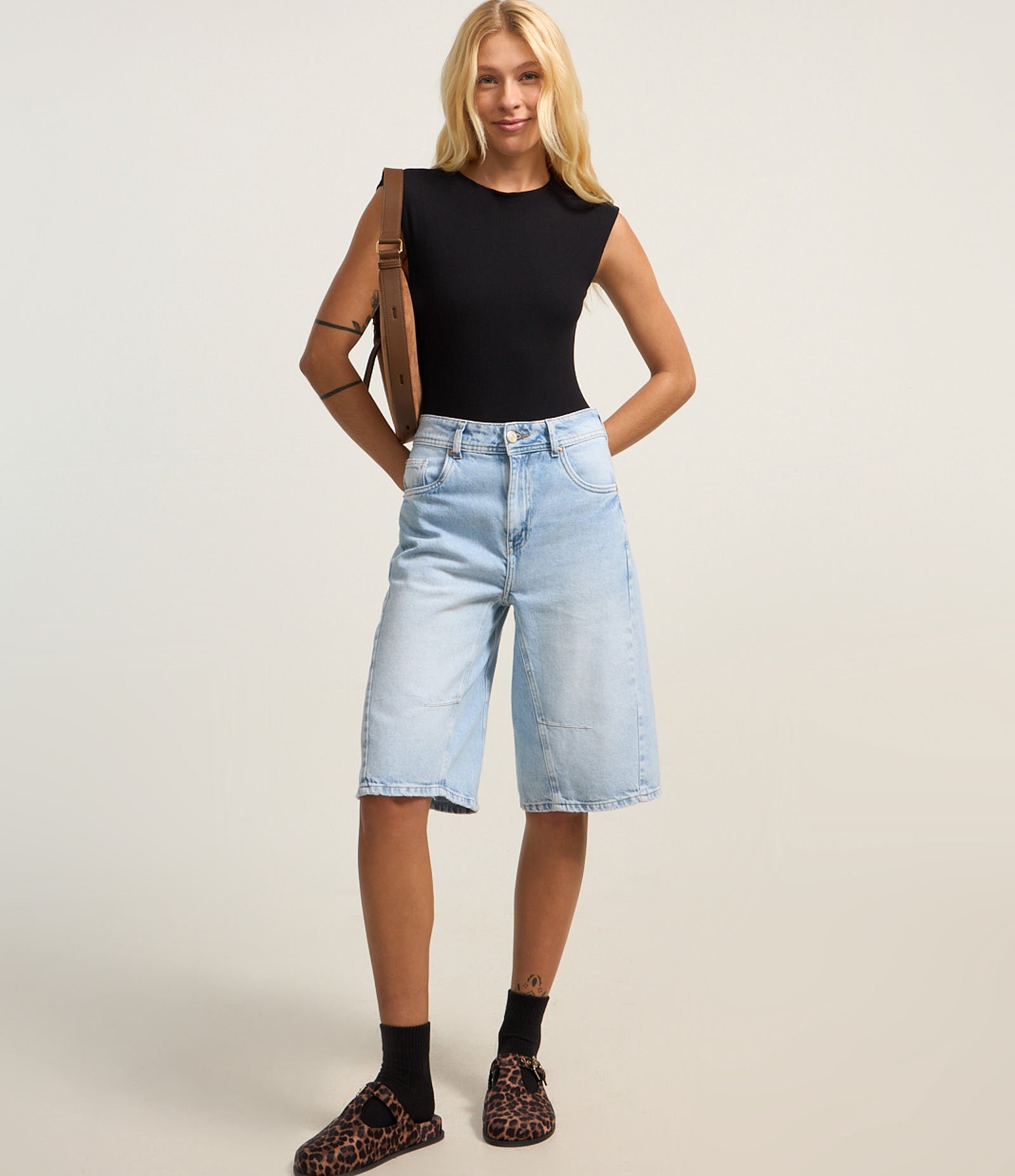 Body em Ribana com Ombro Caído Preto 2