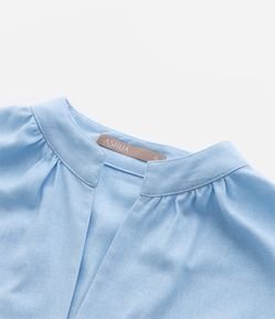 Camisa com Linho com Gola Padre Curve & Plus Size