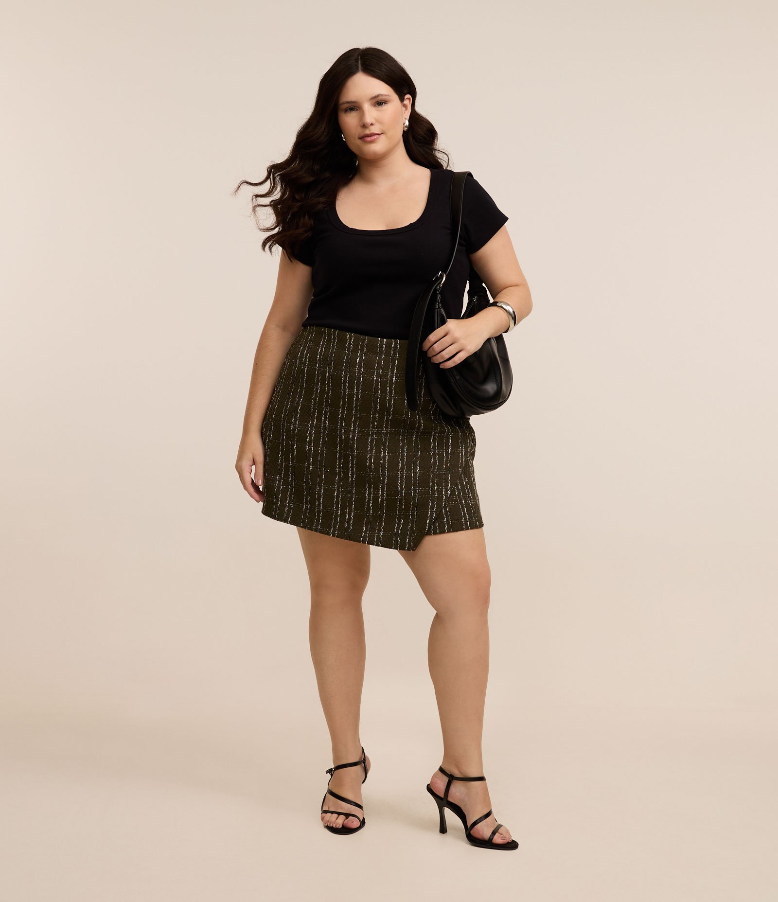 Short Saia em Tweed Xadrez Curve & Plus Size Verde 1