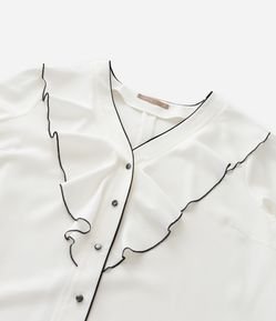 Camisa em Crepe com Gola em Babado Jabô Curve & Plus Size