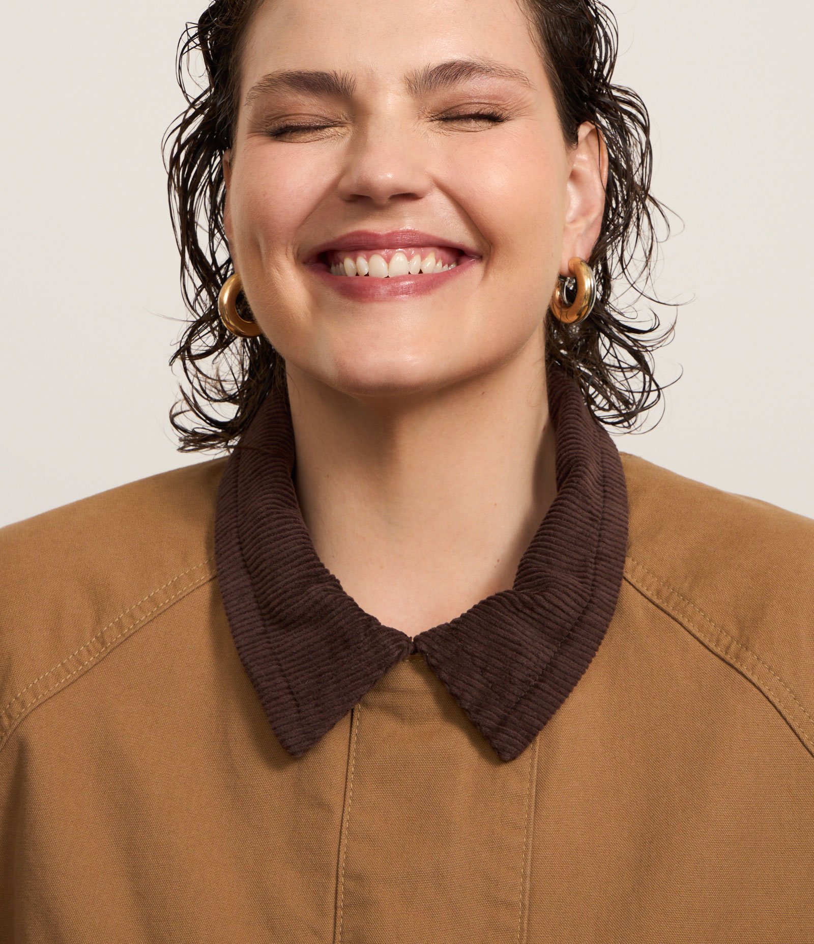 Jaqueta Sarja com Gola de Veludo Cotelê Curve & Plus Size Marrom 4