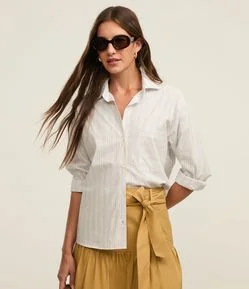 Camisa Listrada em Tricoline com Bolso no Peito