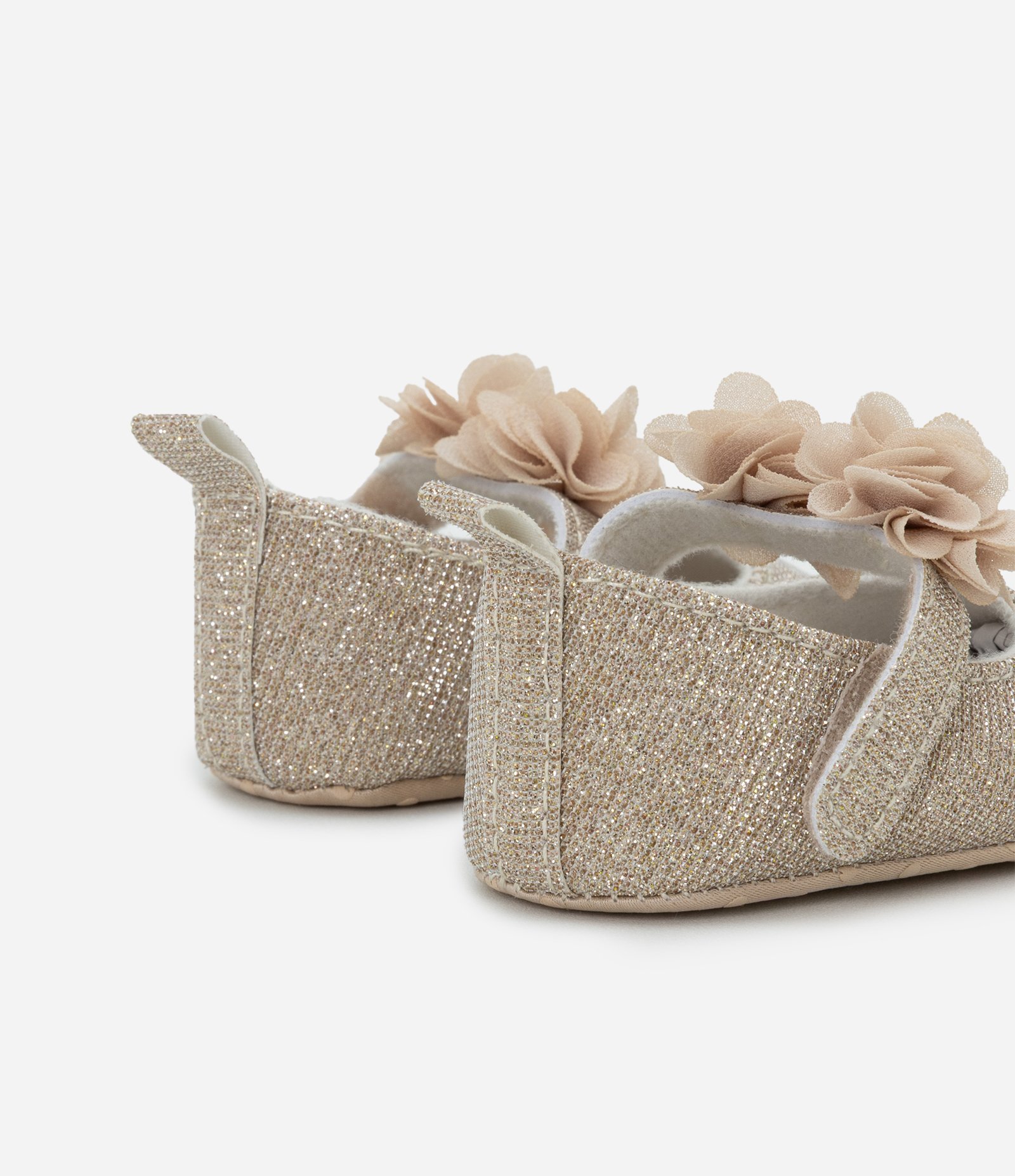 Sapatilha Infantil com Tira de Florzinhas e Faixa de Cabelo - Tam 15 a 19 Dourado 3