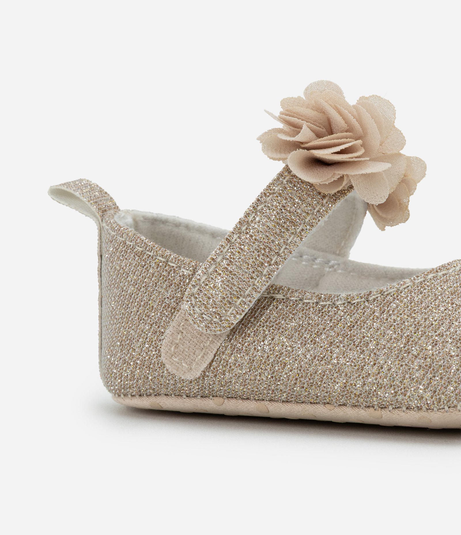 Sapatilha Infantil com Tira de Florzinhas e Faixa de Cabelo - Tam 15 a 19 Dourado 5