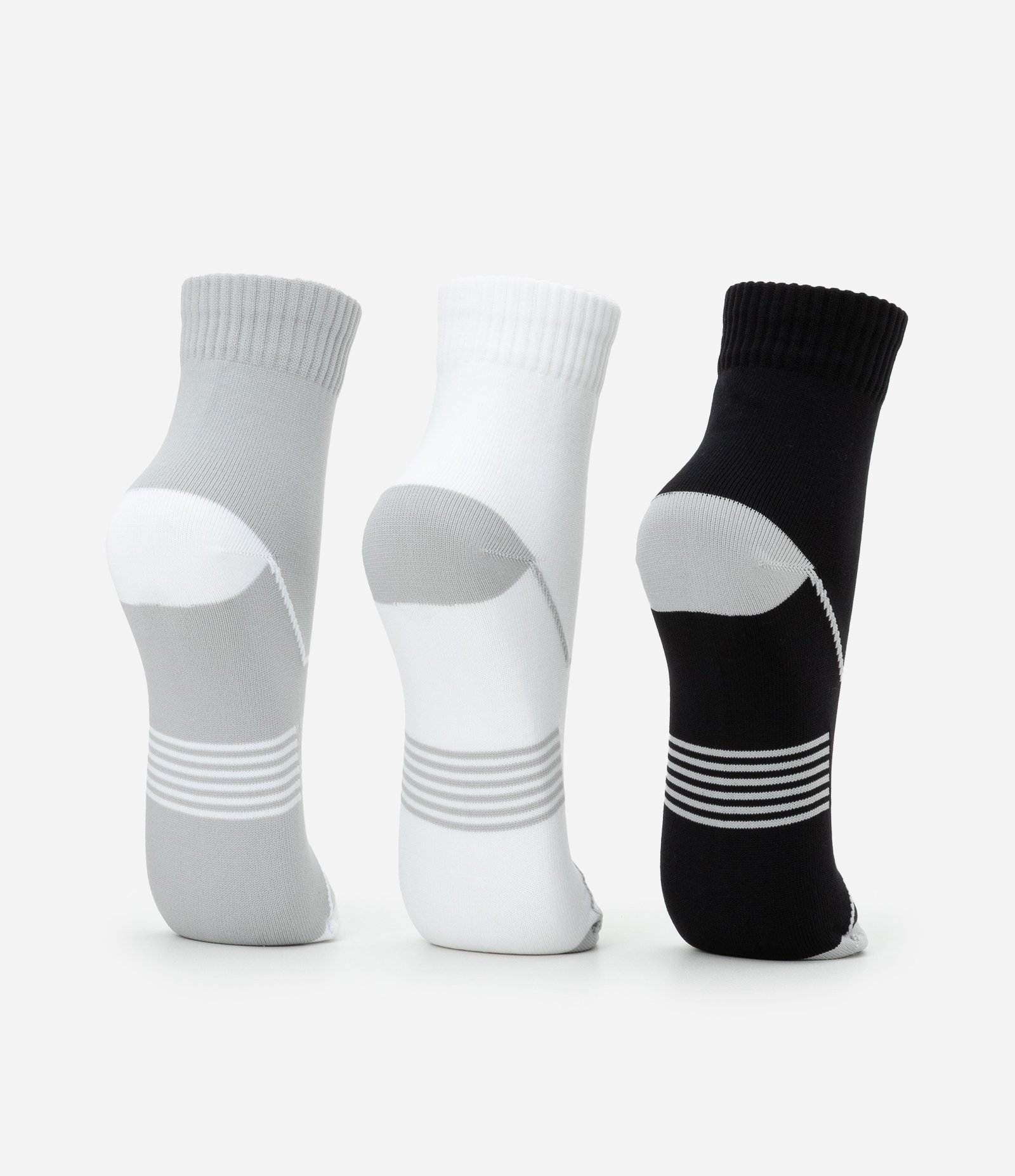Kit 03 Meias Cano Médio Esportivas em Poliamida com Estampa de Listra Preto/Branco/Cinza 3