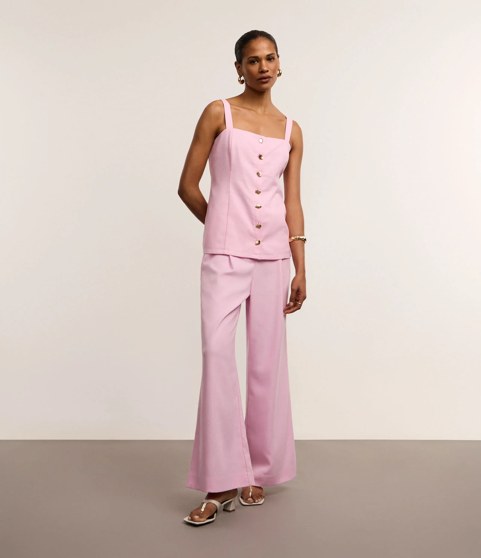 Colete com Linho e Botões de Efeito Martelado Rosa 2