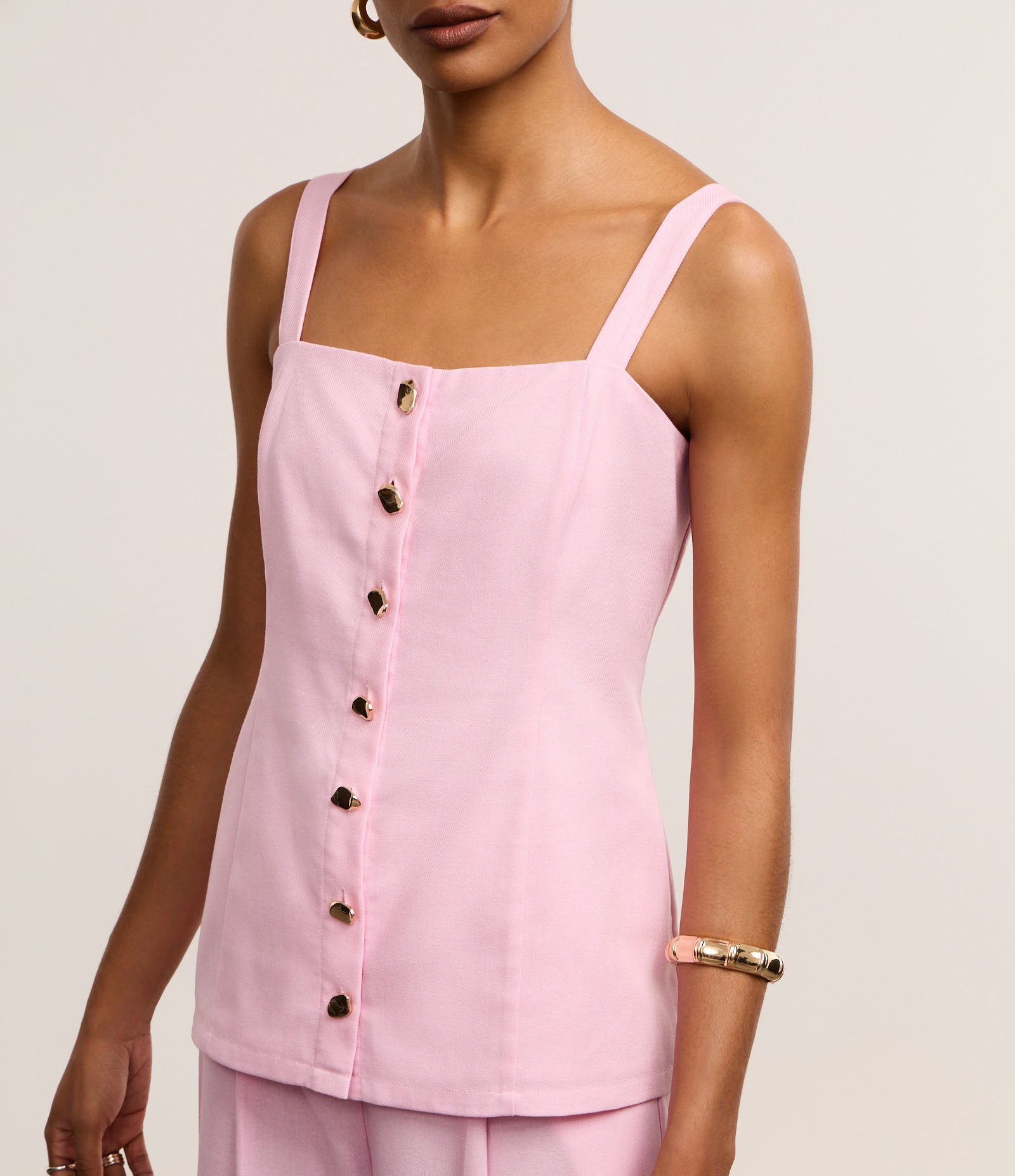 Colete com Linho e Botões de Efeito Martelado Rosa 4